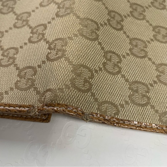Gucci Tan and Brown Wallets with Iconic Monogram - Picture 7 of 12